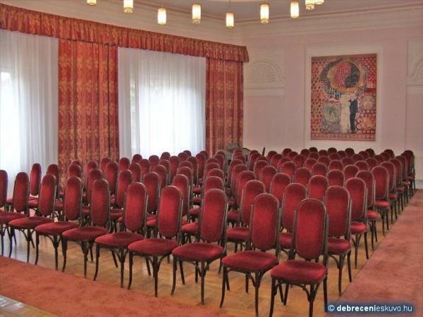 Iparkamara Utcai Hazassagkoto Terem Debrecen