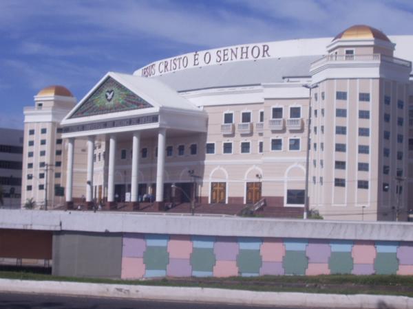 Igreja Universal Do Reino De Deus Salvador Com ele você pode ficar por dentro de tudo que acontece na universal, interagir com a igreja e compartilhar os seus conteúdos prediletos. wikimapia