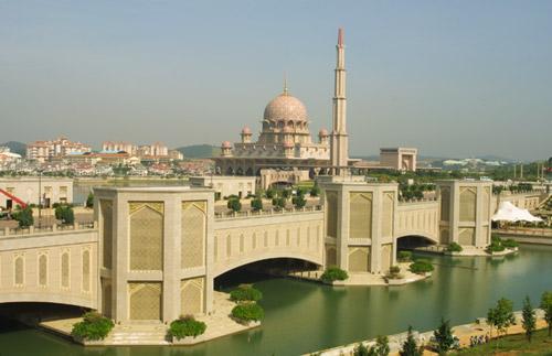 Image result for jambatan putra