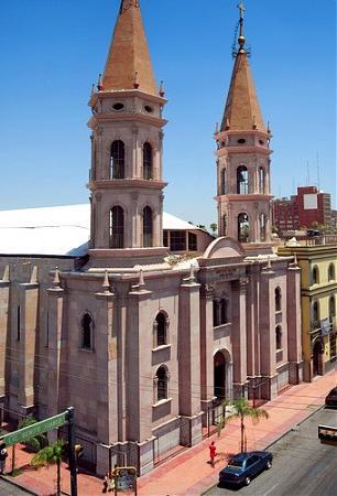 Parroquia de Guadalupe - Torreón Parroquia de Guadalupe - Torreón