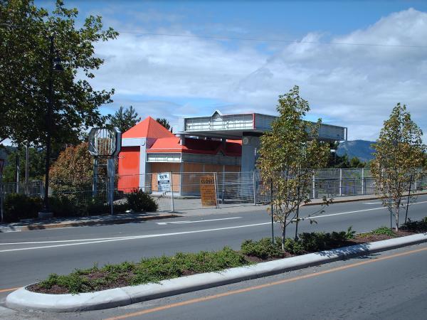 Payless brentwood discount