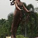 Patung Selamat Datang, Telaga Golf Sawangan di kota Depok