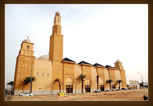 جامع الراجحي بحي الجزيرة الرياض