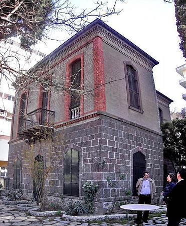 Halil Rifat Pasa Kosku Izmir Buyuksehir Belediyesi
