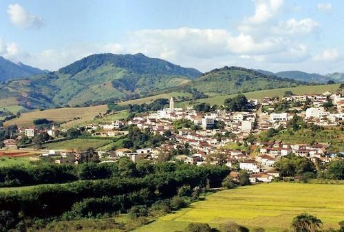 Pedralva Minas Gerais fonte: photos.wikimapia.org Fonte: photos.wikimapia.org