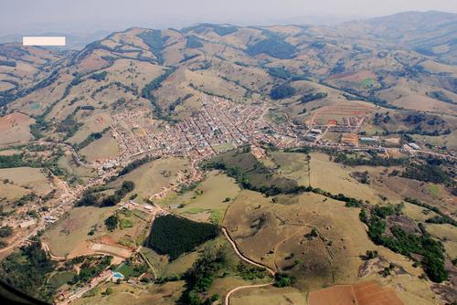 Ipuiuna Minas Gerais fonte: photos.wikimapia.org Fonte: photos.wikimapia.org