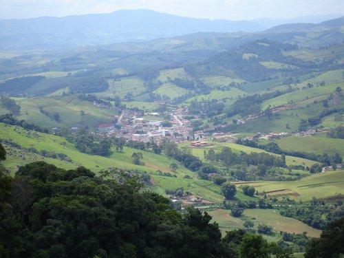 Ipuiuna Minas Gerais fonte: photos.wikimapia.org Fonte: photos.wikimapia.org