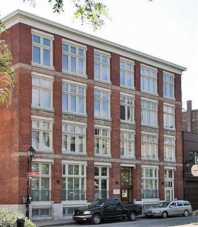Immeuble Saint Arnaud Et Clement Communaute Metropolitaine De Montreal Cmm