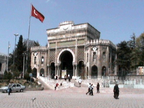 istanbul universitesi kapisi istanbul ili