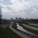 Участок набережной реки Яузы с сохранившимися естественными берегами в городе Москва
