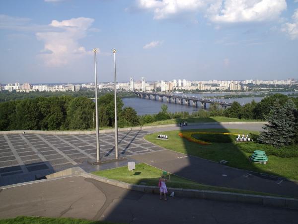 Смотровая площадка у подножия монумента «Родина-мать» - Киев