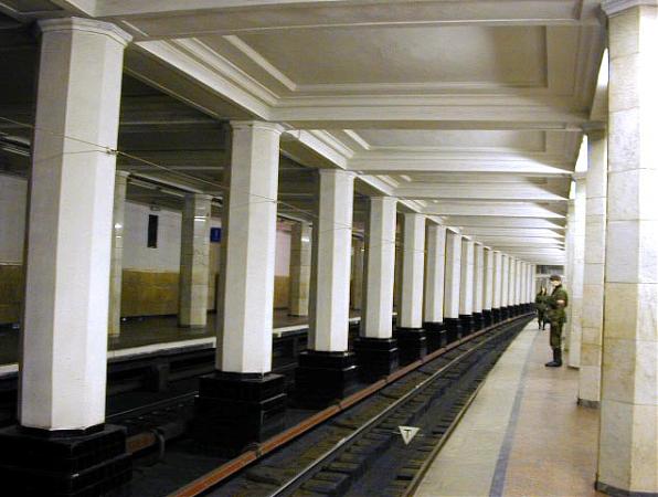 Станция метро «Александровский сад» - Москва