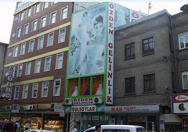 Ozden Gelinlik Kayseri Dukkan Magaza Merkez