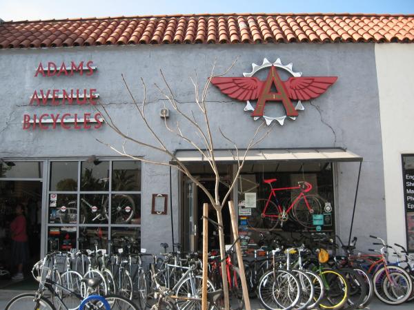 genesis 700c saber men's road bike stores