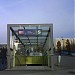 S-Bahnhof Halle-Neustadt Mitteleingang u. -ausgang (rechts) (de) в городе Галле