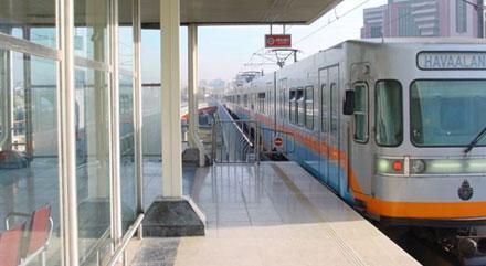Dunya Ticaret Merkezi Istanbul Fuar Merkezi Metro Istasyonu Istanbul Ili