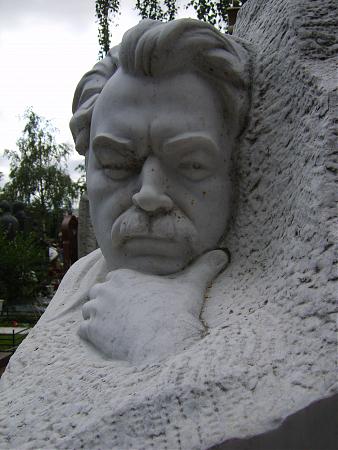 Могила кинорежиссёра Сергея Бондарчука - Москва