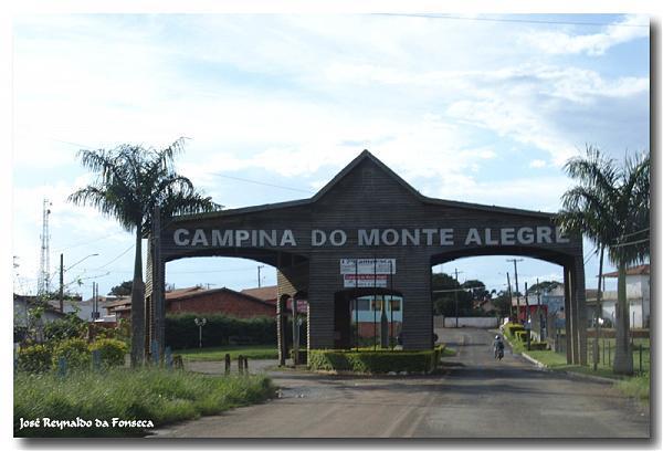 Campina do Monte Alegre São Paulo fonte: photos.wikimapia.org