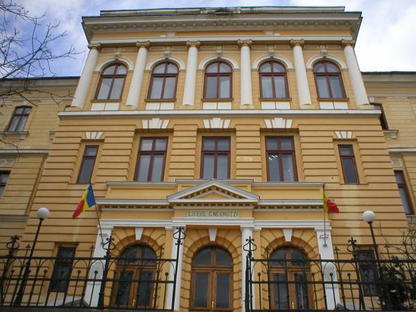 Colegiul Costache Negruzzi Iasi Scoală Gimnaziu Liceu