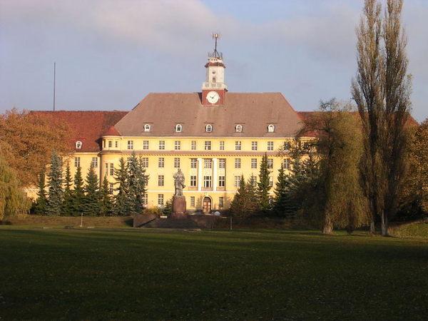 Haus der Offiziere (HDO) WünsdorfWaldstadt (Zossen