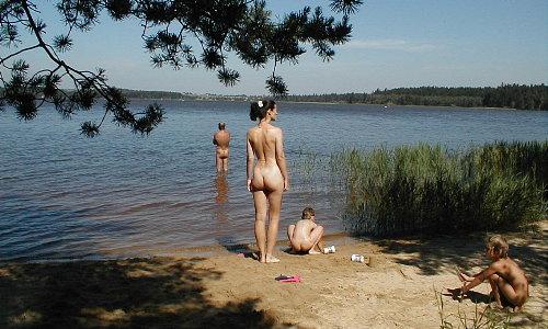 Порно Нудисты На Озере
