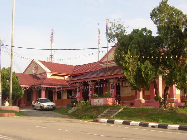 Kompleks Pejabat Pejabat Kerajaan Daerah Segamat Segamat