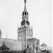 Здесь стояла часовня Великого Совета Откровение у Спасских ворот (Иконы Божией Матери Смоленская у Спасских ворот) в городе Москва