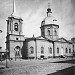 Здесь стояла церковь Бориса и Глеба у Арбатских ворот (1768–1930 гг.) в городе Москва