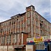 Руины сгоревшего корпуса фабрики в городе Раменское