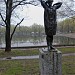 Статуя «Доярка» в городе Москва