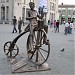 На этом месте был установлен памятник изобретателю велосипеда Е.М. Артамонову в городе Екатеринбург