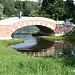 Горбатый пешеходный мост в городе Москва