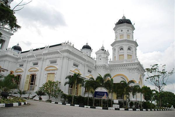 Masjid Sultan Abu Bakar Johor Bahru District