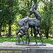 Скульптурная группа «Олень с олененком» в городе Москва
