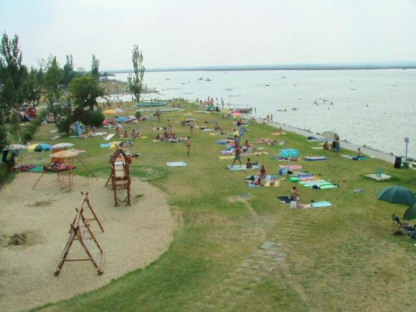 Park Strand Camping Gardony Chernel Istvan Str