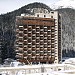 Недостроенная гостиница «Аманауз» в городе Домбай