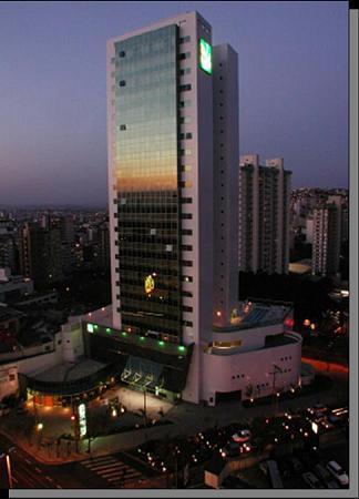 Hotel em Belo Horizonte na avenida Afonso Pena