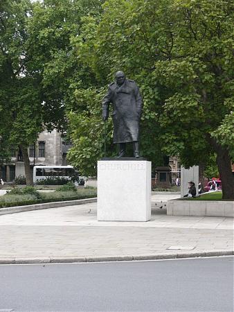 サー・ウィンストン・チャーチルの銅像 - ロンドン