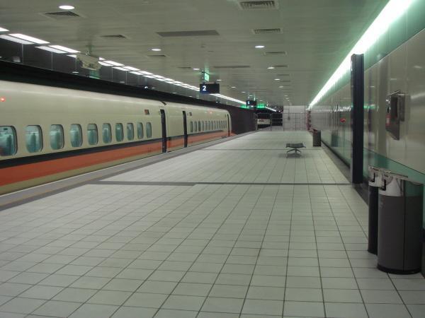 台湾高速鉄道桃園駅 Taoyuan