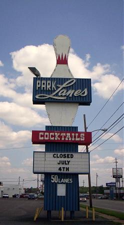 Meadows casino bowling lanes
