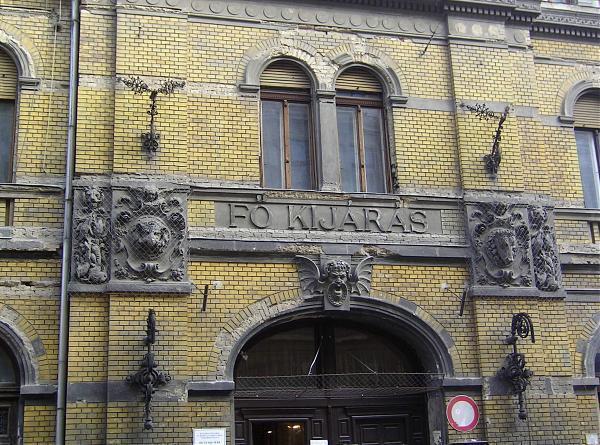 Hunyadi Square Food Market - Budapest