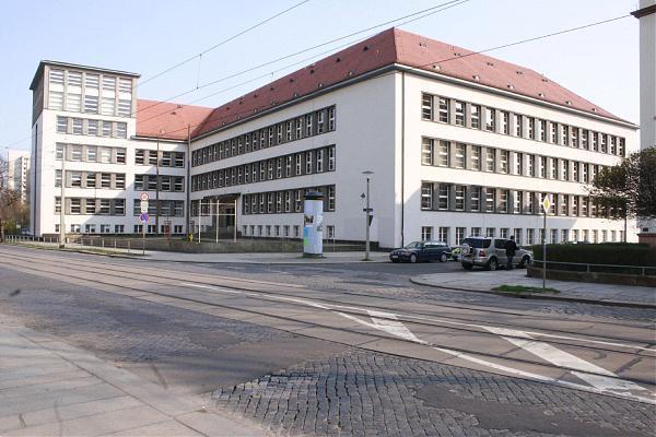 Berufliches Schulzentrum Für Dienstleistung Und Gestaltung Dresden wikimapia.org