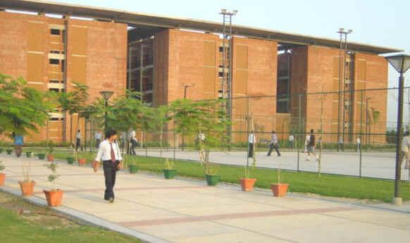 Jaypee Institute of Information Technology University (JIITU) Noida Jaypee Institute of Information Technology University (JIITU) Noida