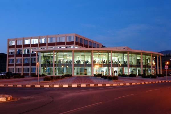 ydu yakin dogu universitesi egitim sarayi ataturk egitim fakultesi lefkosa kktc