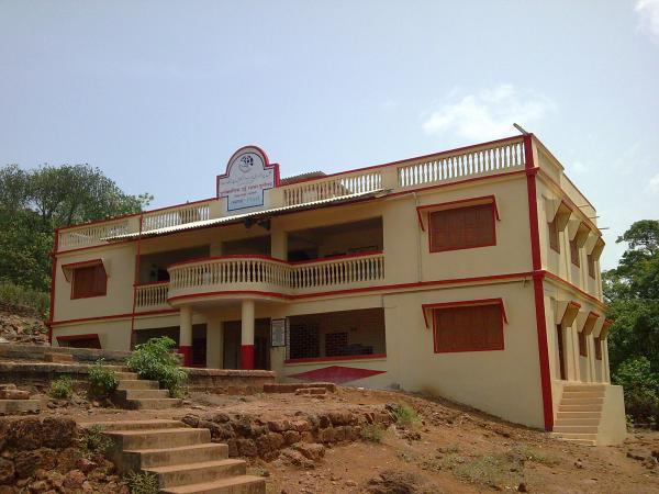Urdu School Purnagad Plan to visit purnagad fort, india. urdu school purnagad