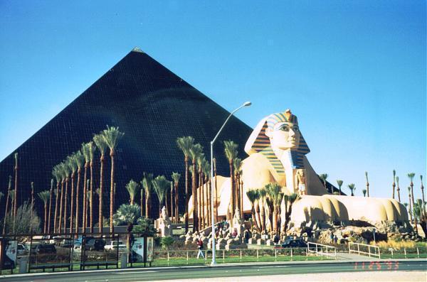 Luxor resort and casino