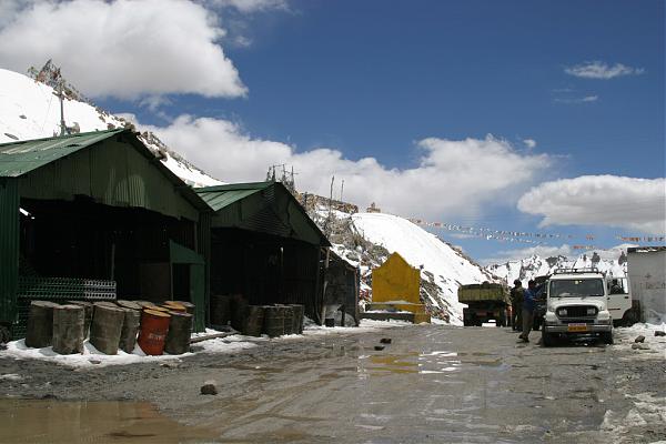 Khardung La then and now
