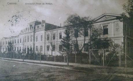 Ansamblul De Cladiri Al Fostului Liceu Militar D A Sturdza In Prezent Grupul Scolar Cfr Craiova
