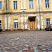 Vienuolyno namas yra Vilnius mieste