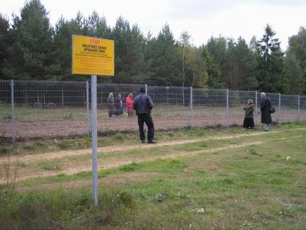 Border fence on the Lithuania-Belarus border